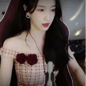 独家onlyfans媚黑M狗-尼哥夫妻情侣小合集4[5V-3.2G]